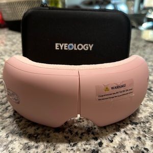 Eyeology Pink Eye Massager